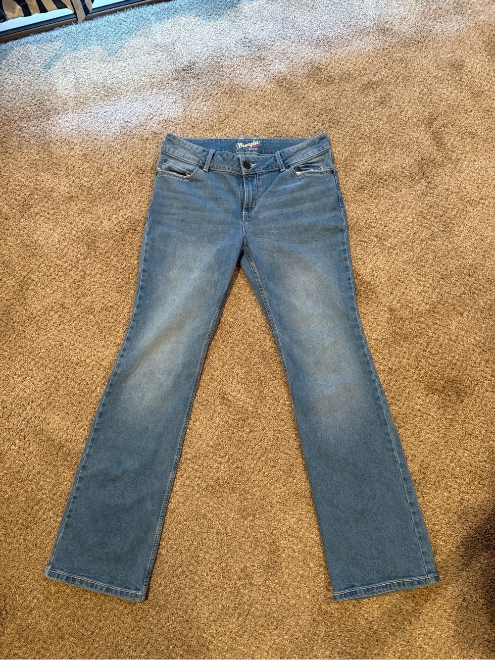 Wrangler Women's Medium Blue Flare Jeans